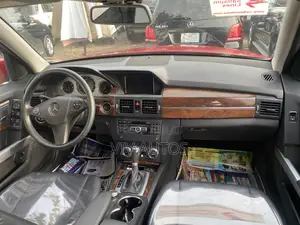 Mercedes-Benz GLK-Class 350 4MATIC 2011 Red
