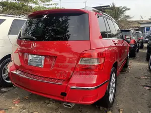 Mercedes-Benz GLK-Class 350 4MATIC 2011 Red