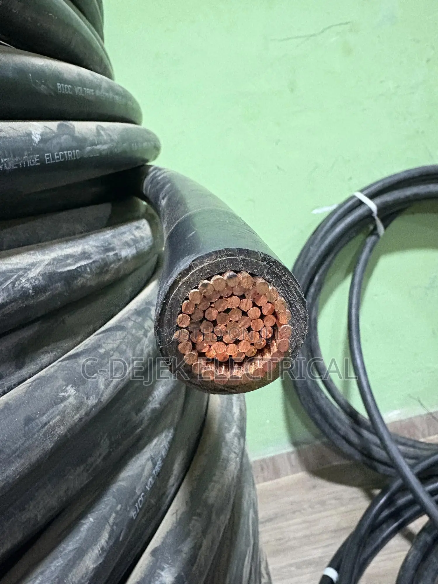 Armoured and Single Cables