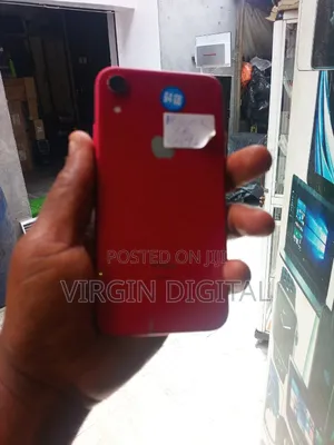 Apple iPhone XR 64 GB Red