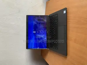 Laptop Dell Latitude 5300 8GB Intel Core i5 SSD 256GB