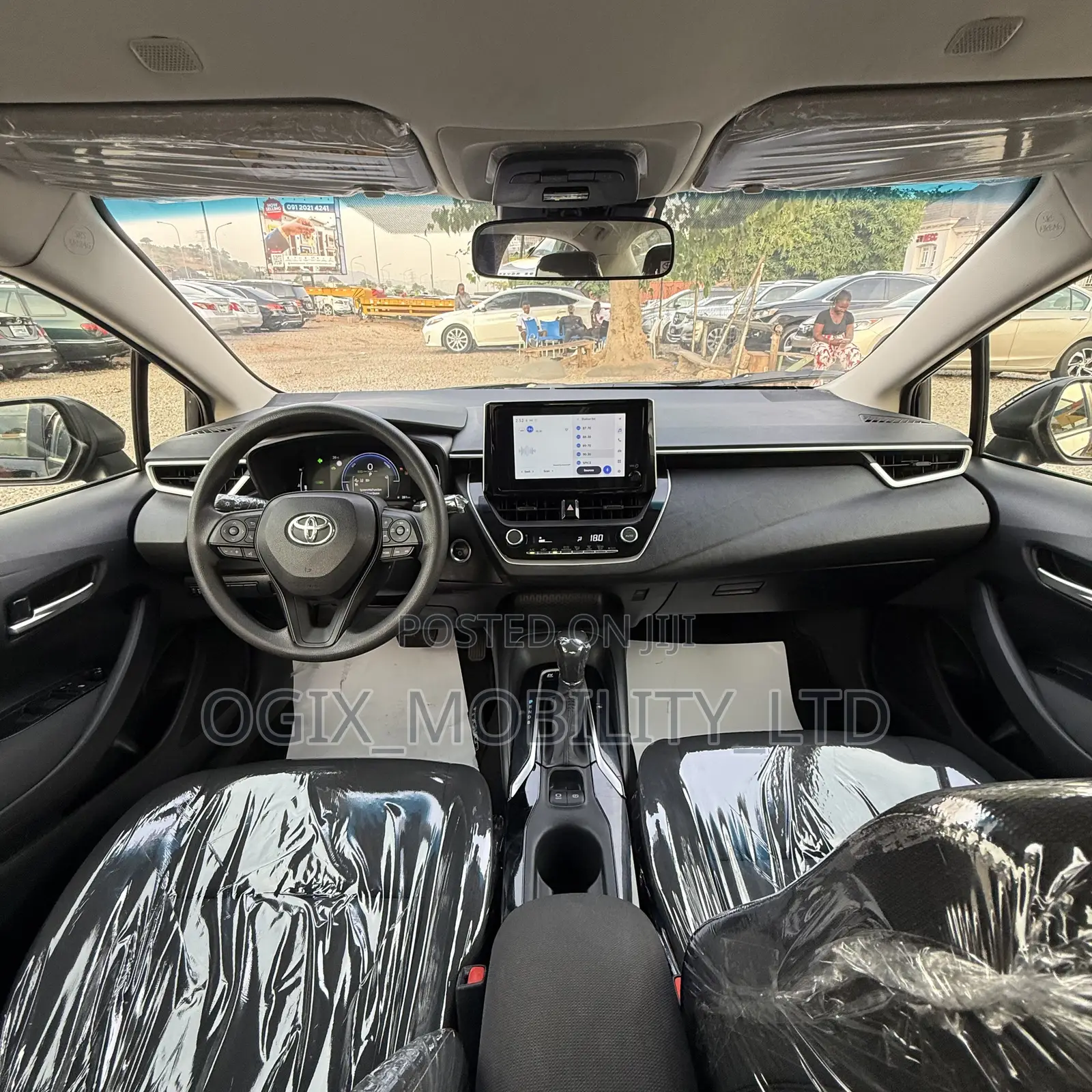Toyota Corolla 2025 Black