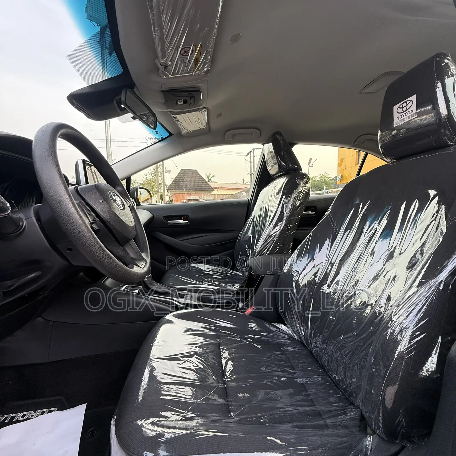 Toyota Corolla 2025 Black