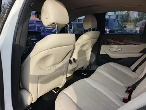 Mercedes-Benz E350 Base 4Matic Sedan AWD (3.5L 6cyl 7A) 2016 White