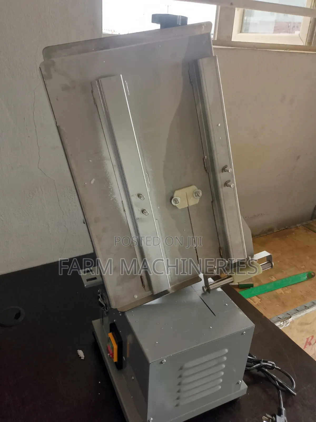 Bone Saw Machine