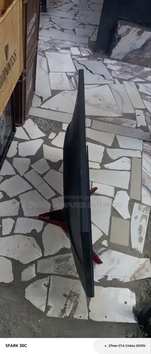 27" Gaming Frameless