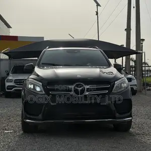 Mercedes-Benz GLE-Class 2016 Brown
