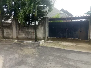 4bdrm Bungalow in Winners Estate, Shell Location for sale