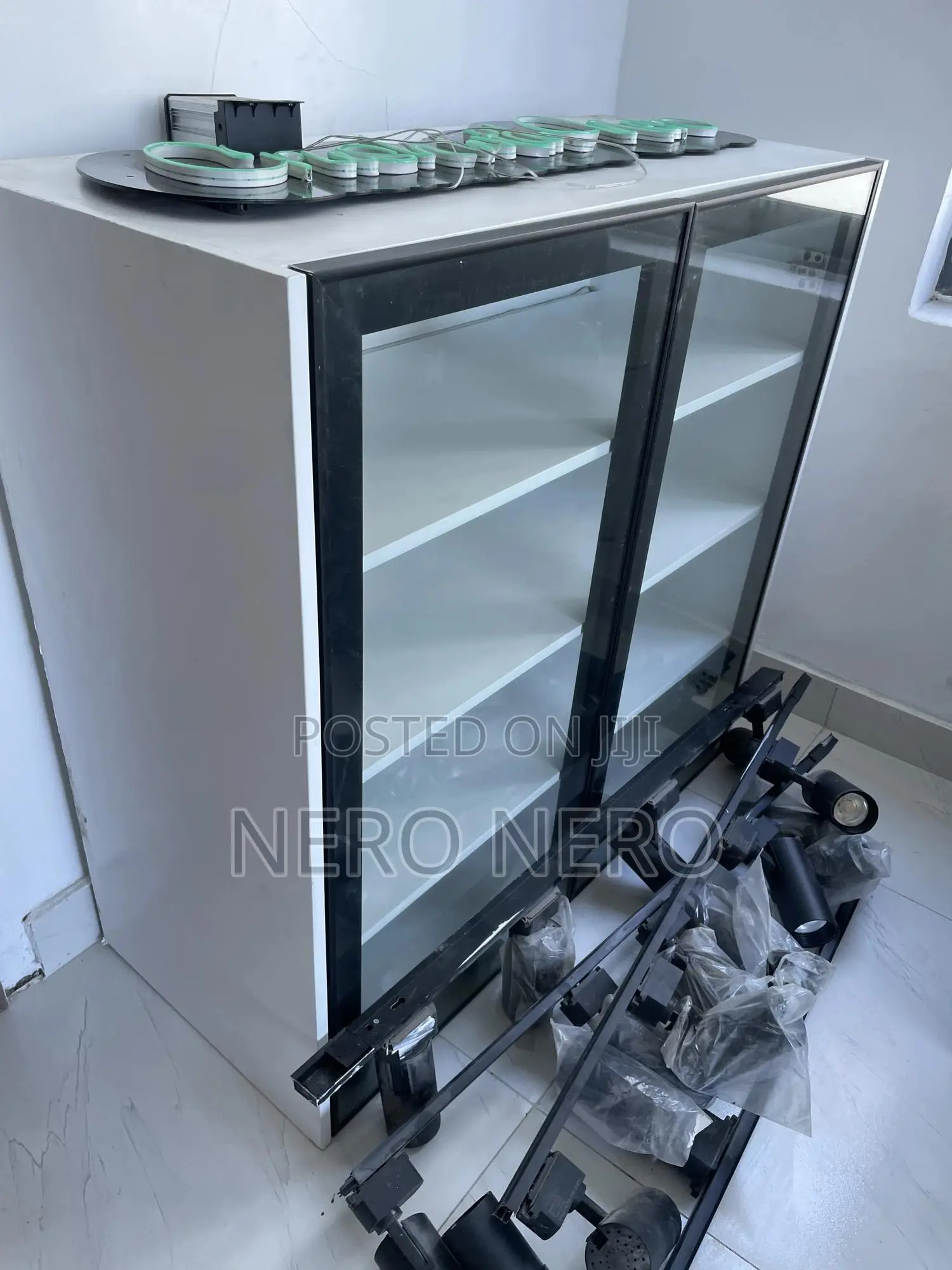 Inner Light Magnetic Cupboard
