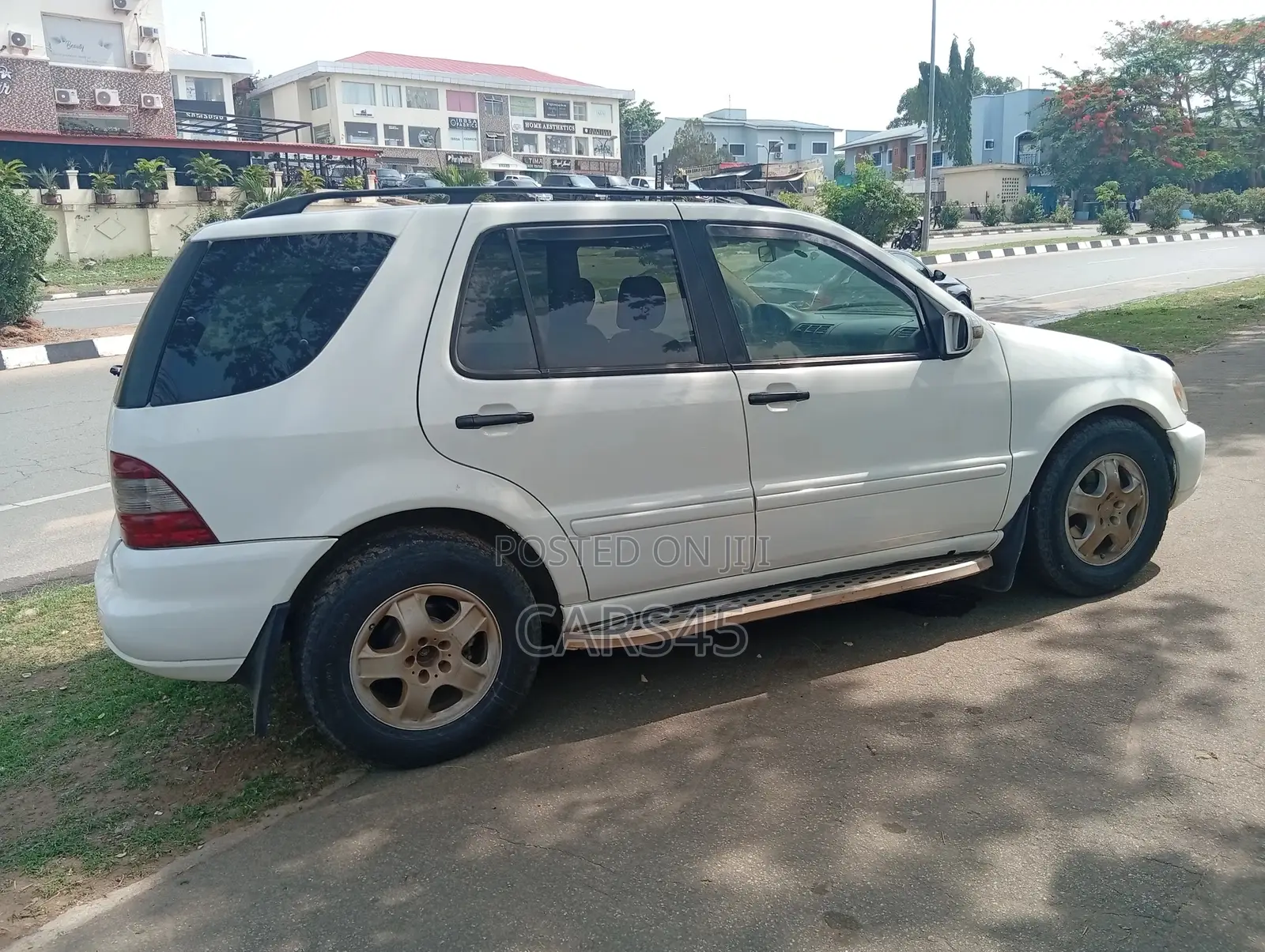 Mercedes-Benz M Class 2005 White