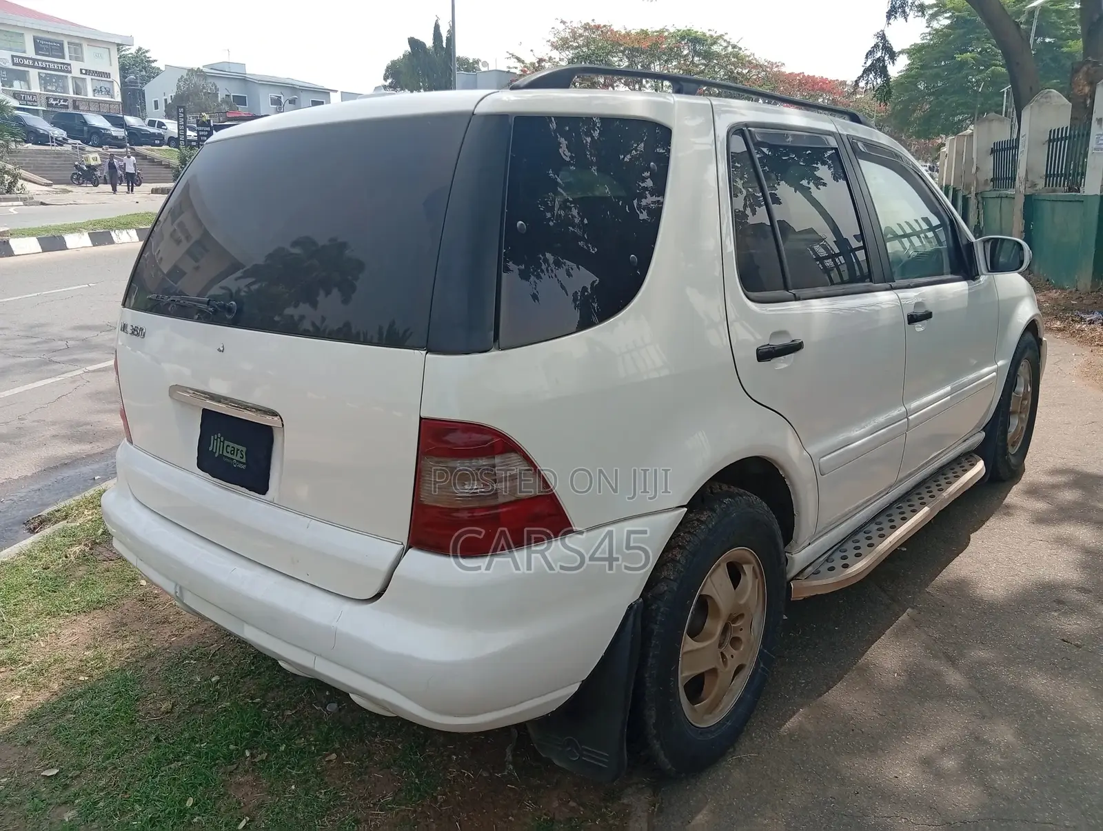 Mercedes-Benz M Class 2005 White