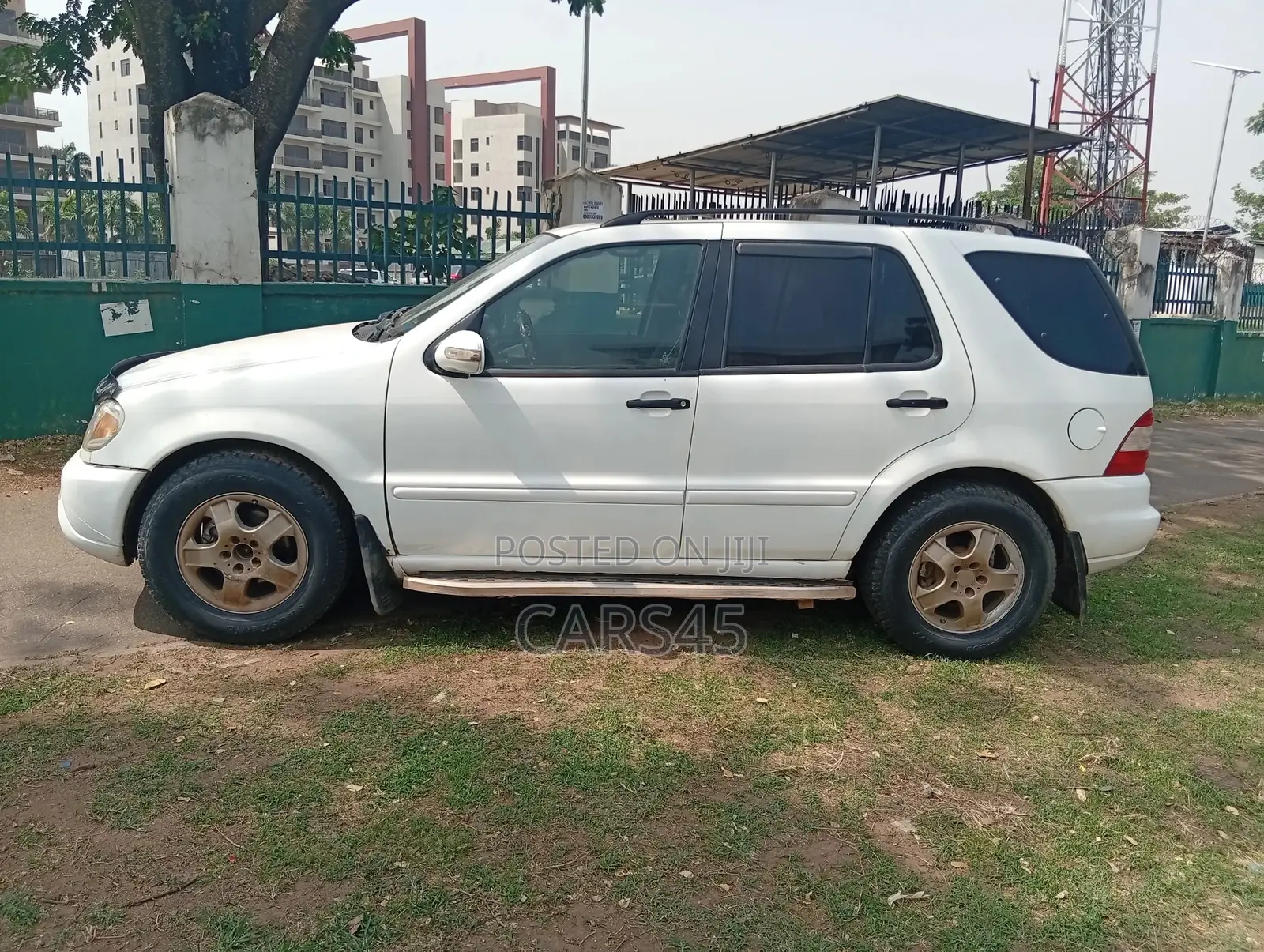 Mercedes-Benz M Class 2005 White
