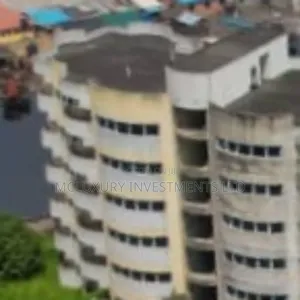 3bdrm Apartment in Apapa Road for sale