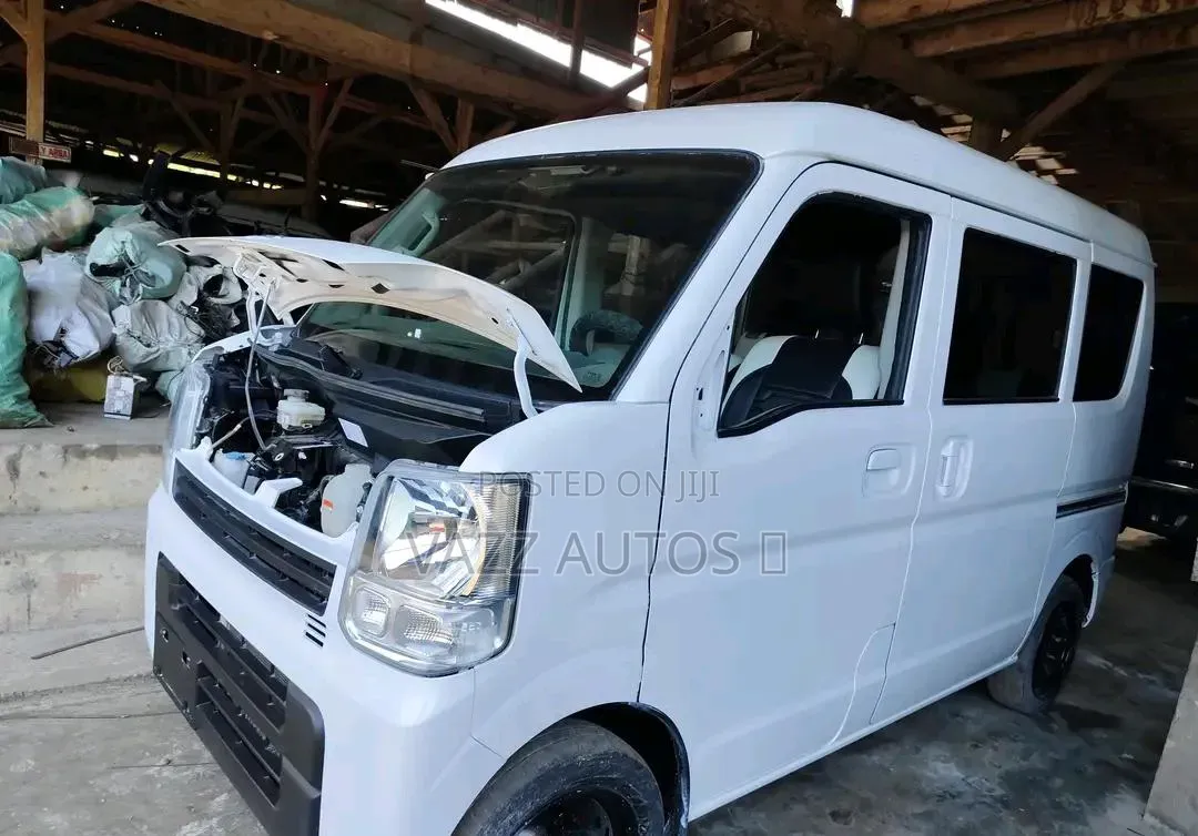Suzuki Every 2008 White