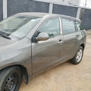 Toyota Matrix 2005 Gray