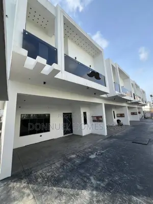 4bdrm Townhouse / Terrace in Ajah for rent