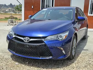 Toyota Camry 2016 Blue