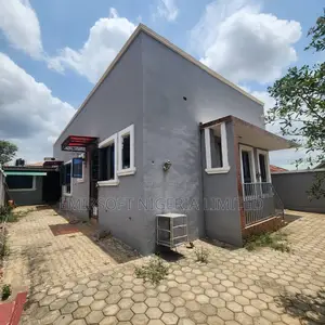 Furnished 4bdrm Bungalow in Akobo for sale