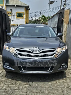 Toyota Venza AWD 2010 Gray