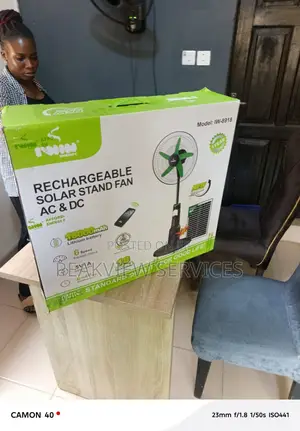 Iwin 18” Standing Fan With Solar Ac/Dc Input