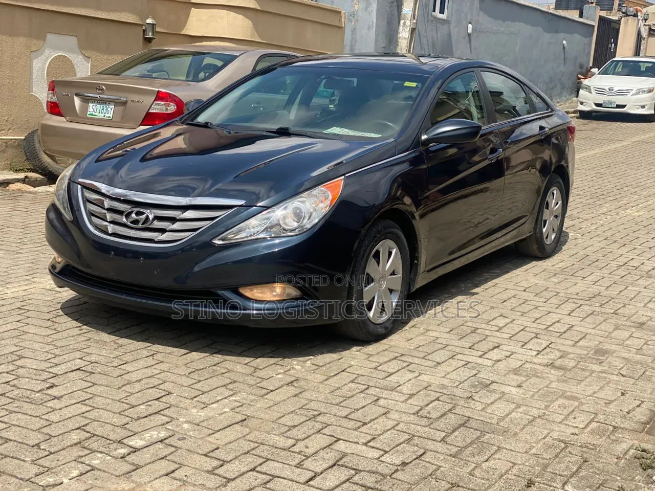 Hyundai Sonata 2011 Blue