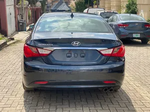 Hyundai Sonata 2011 Blue