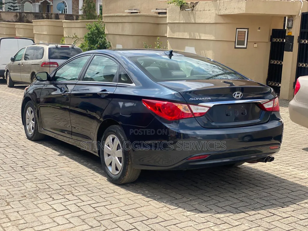 Hyundai Sonata 2011 Blue