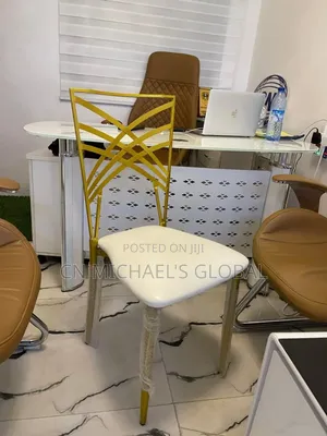 Chameleon Chair