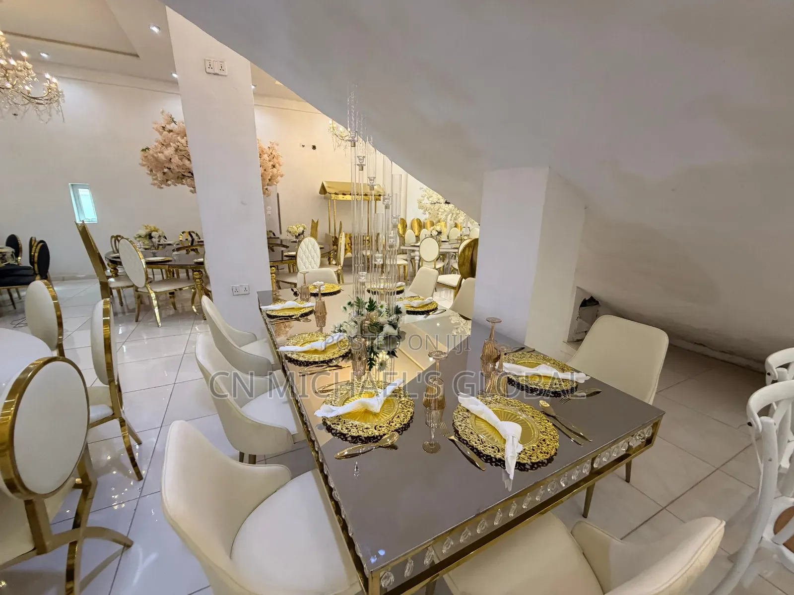 Luxury Rectangular Table