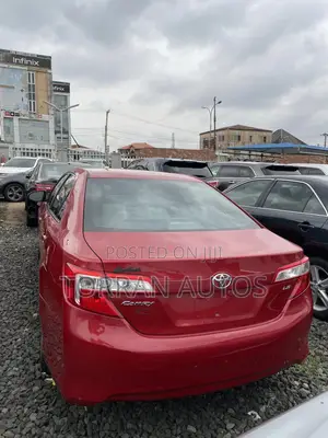 Toyota Camry LE 4dr Sedan (2.5L 4cyl 6A) 2013 Red