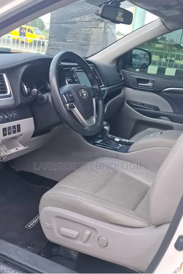 Toyota Highlander 2015 White