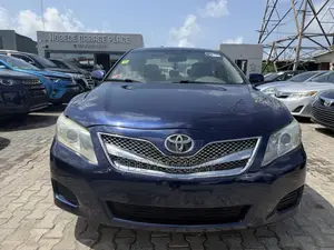 Toyota Camry LE 4dr Sedan (2.5L 4cyl 6AM) 2010 Blue