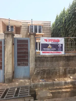 3bdrm Block of Flats in Aquamarine Estate, Wumba for rent