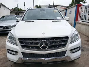 Mercedes-Benz M Class ML350 4dr SUV (3.5L 6cyl 7A) 2015 White