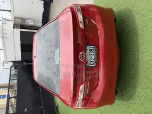 Toyota Camry SE V6 4dr Sedan (3.5L 6cyl 6A) 2012 Red