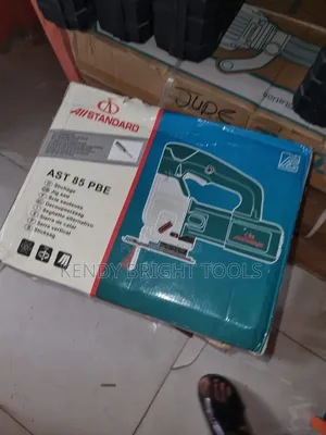 Jigsaw Machine