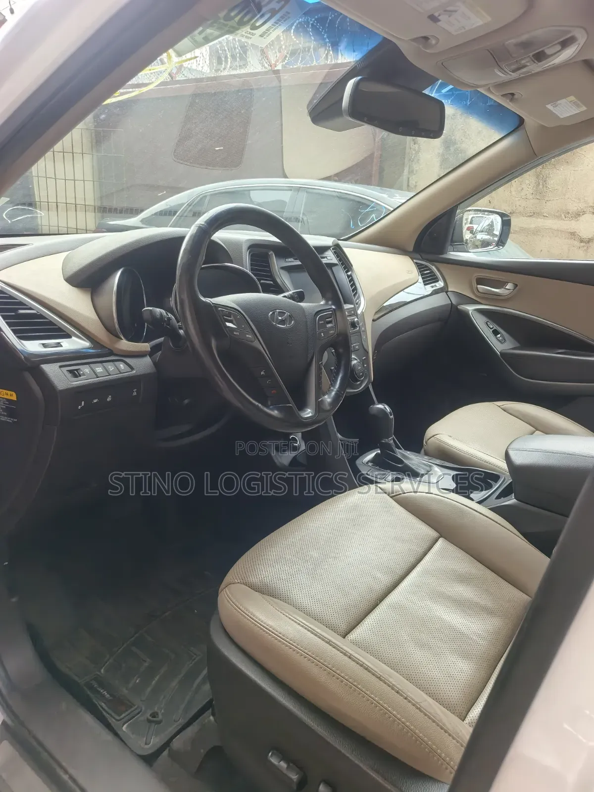 Hyundai Santa Fe 2017 White