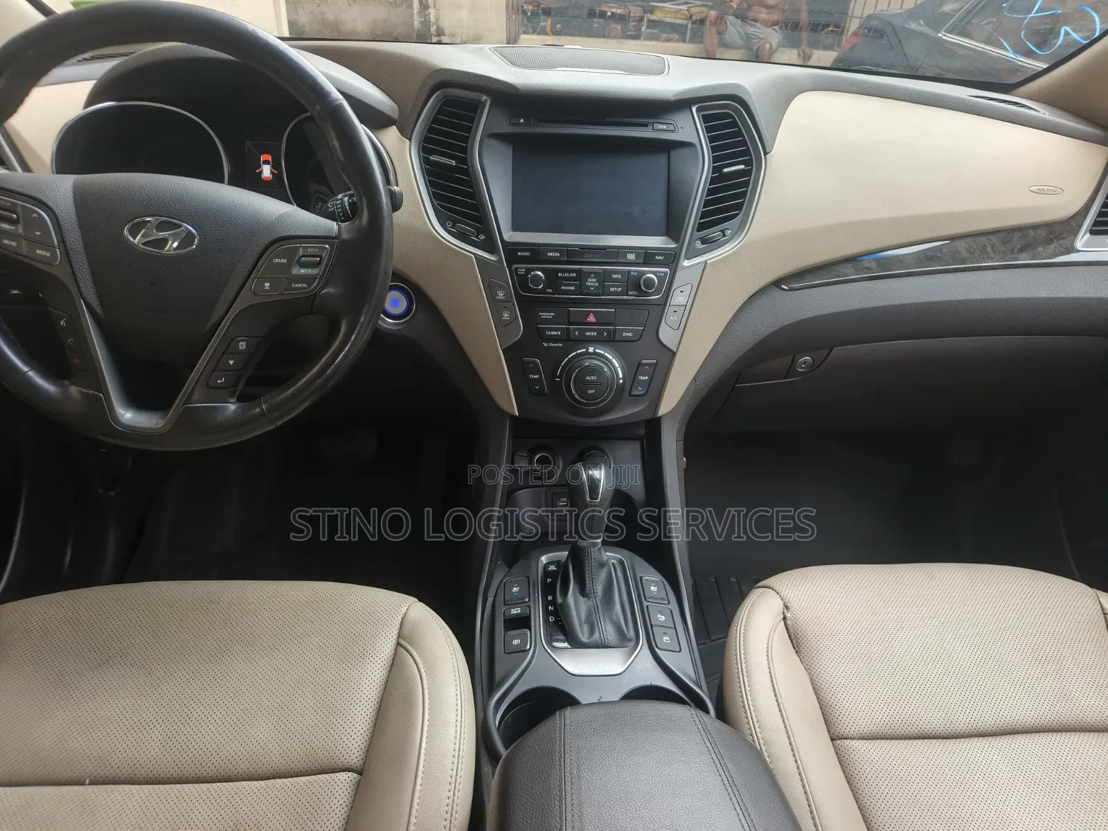 Hyundai Santa Fe 2017 White