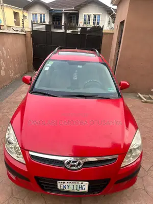 Hyundai Elantra Touring GLS Automatic 2011 Red