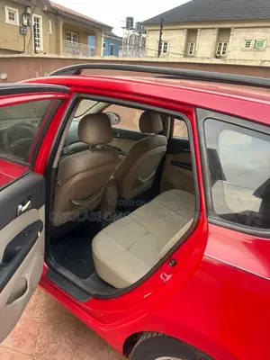 Hyundai Elantra Touring GLS Automatic 2011 Red
