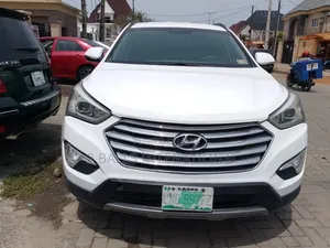 Hyundai Santa Fe 2014 White