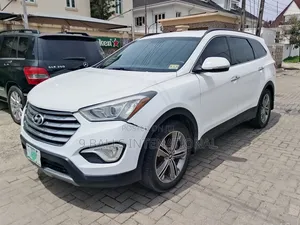 Hyundai Santa Fe 2014 White
