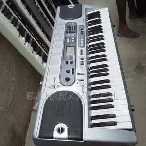 Casio Lk-70s Lighted Keys Keyboard – Perfect for Beginners Practice