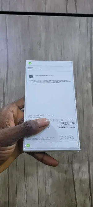 New Apple iPhone 15 256 GB Green