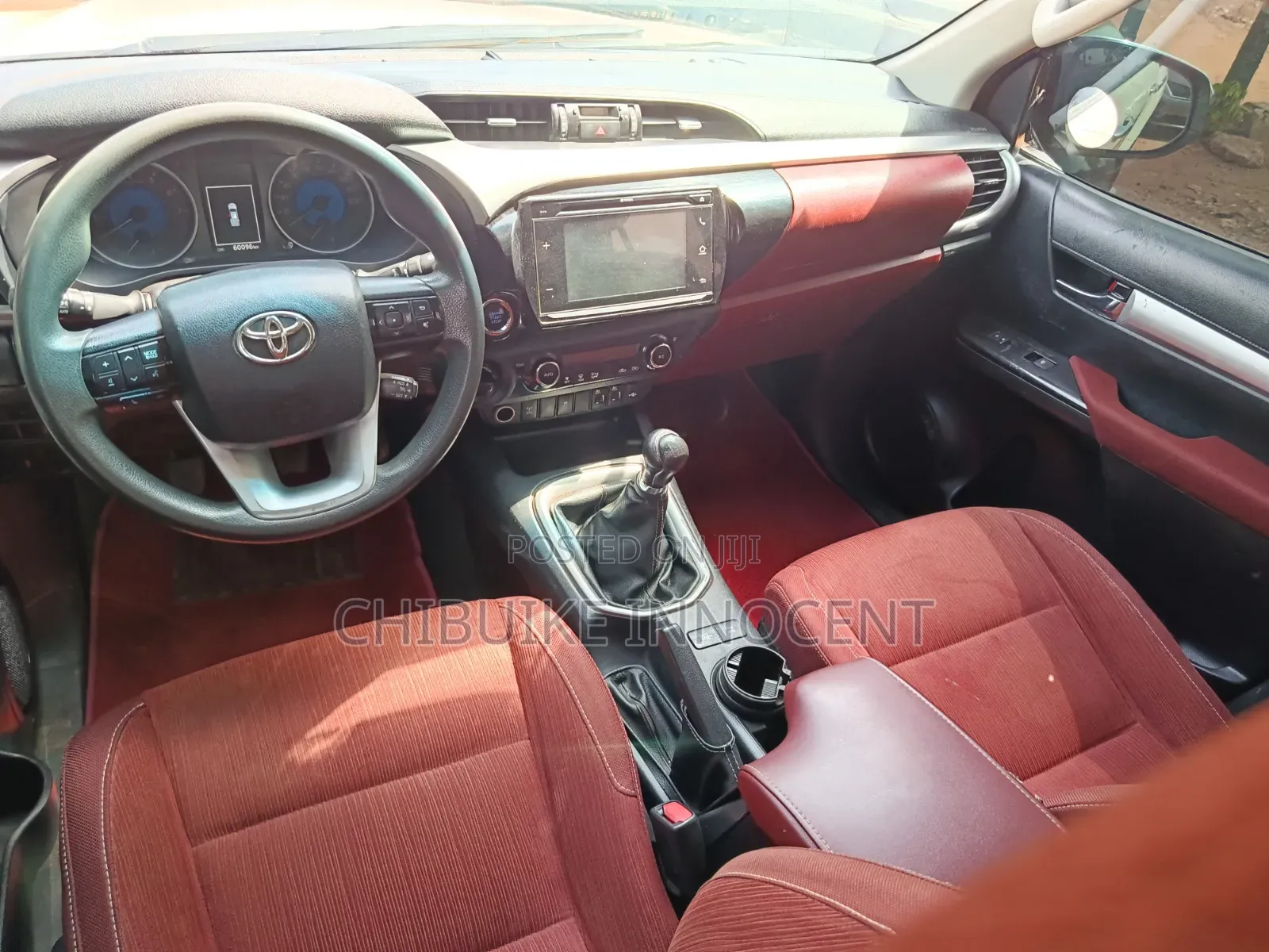 Toyota Hilux 2019 White