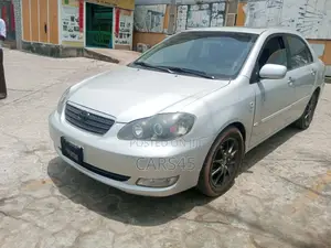 Toyota Corolla 2004 Silver