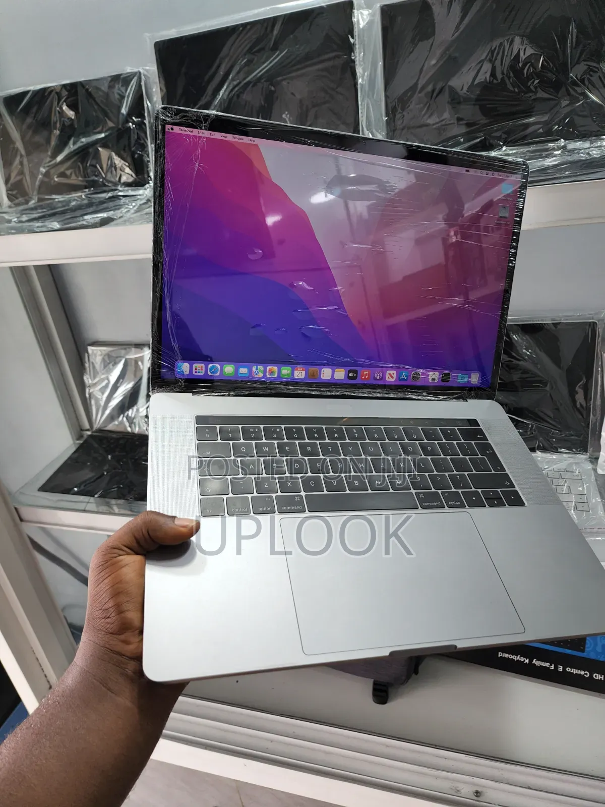 Laptop Apple MacBook Pro 2016 16GB Intel Core i7 SSD 512GB