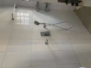 5bdrm Duplex in Mab Global Estate for rent