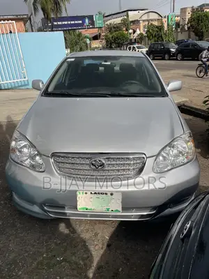 Toyota Corolla LE 2005 Silver