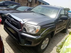 Toyota Tacoma 2015 Gray